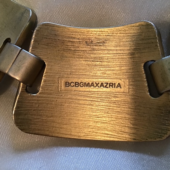 New BCBG necklace - Picture 4 of 5